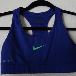 Nike Pro Sports Bra -Purple